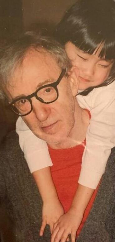 Bechet Allen Adorable Picture With Father Woody Allen